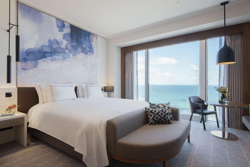 The David Kempinski Tel Aviv Phòng bức ảnh